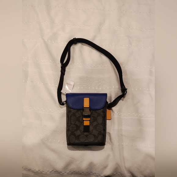 Coach Track Signature Canvas Colorblock (Blue) Small Crossbody Bag - Picture 2 of 7